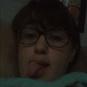 Meet your Posher, Neveah